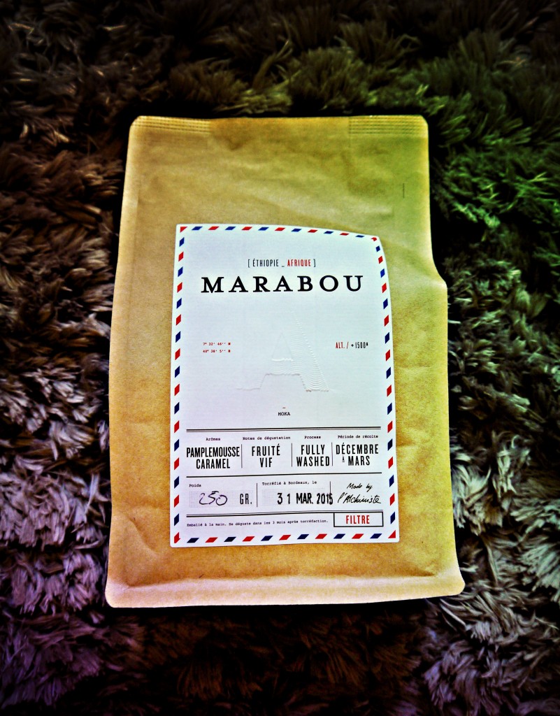 Mon choix se porte sur le Marabou, single origin ethiopian.  Le joli packaging indique les coordonnées géographiques ainsi que l'altitude du terroir.  
