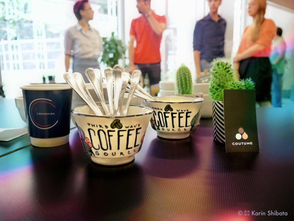 Hand-made artisanal coffee cups !!! So pretty !
